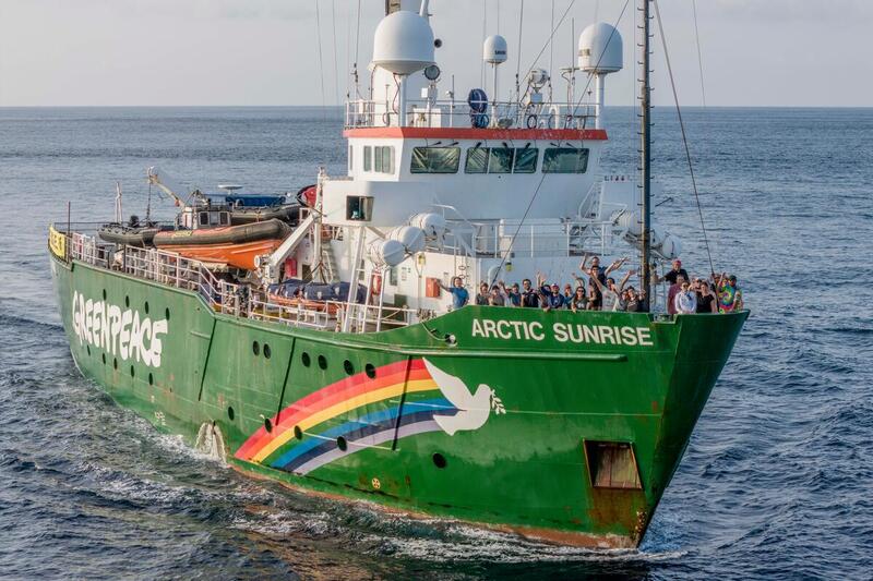 El barco Arctic Sunrise de Greenpeace llega a Colombia para proteger el Pacífico Colombiano 